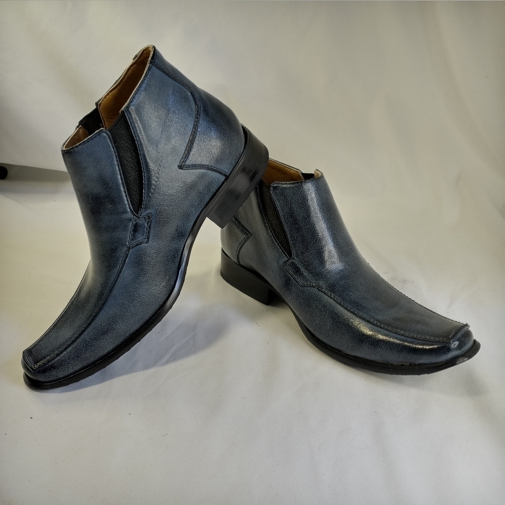 𝅺LUNA Boys sz 12 Blue Beatles Boots